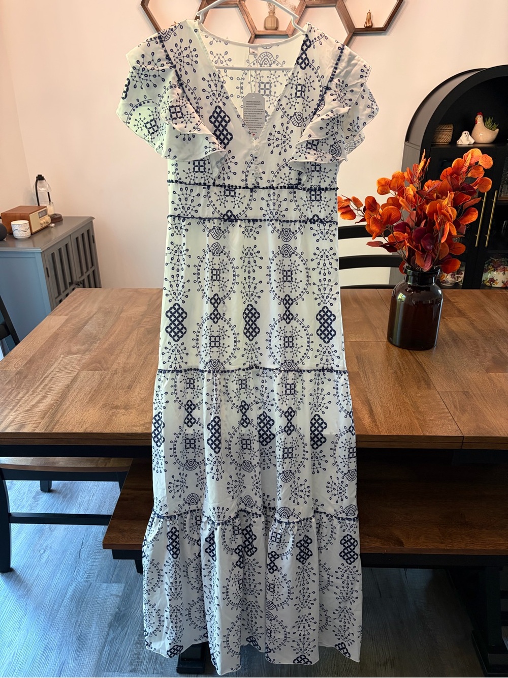 (NEW) Sleeveless White Maxi Dress with Navy Geometric Print